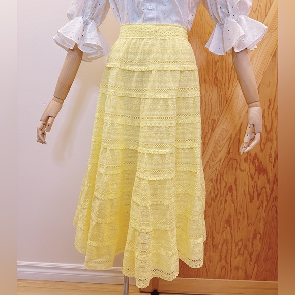 Cotton yellow skirt - Picture 3 of 6